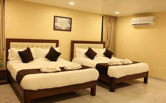FabHotel Ojas Inn