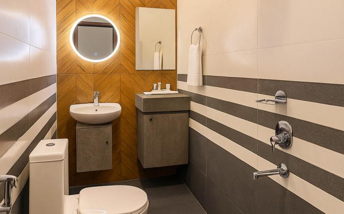 Hotel Grand Park Near Apollo Spectra Hospitals, Ameerpet