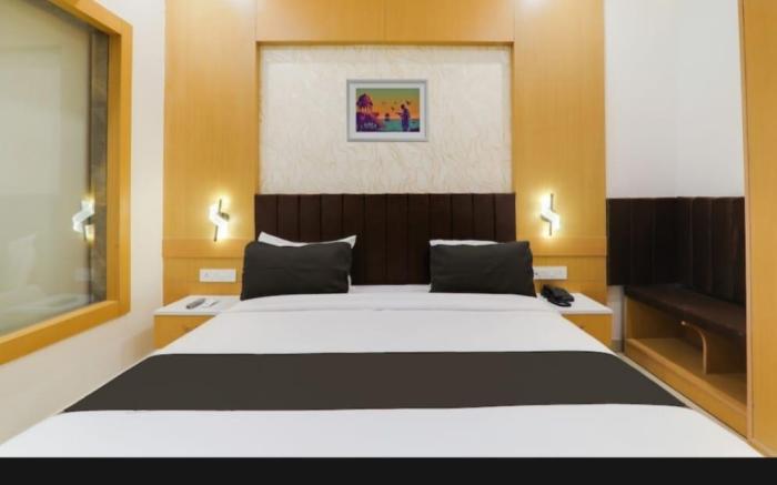 HOTEL RAJ PALACE 