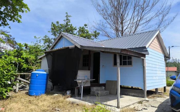 Mangazou Beach Chalet/Guesthouse