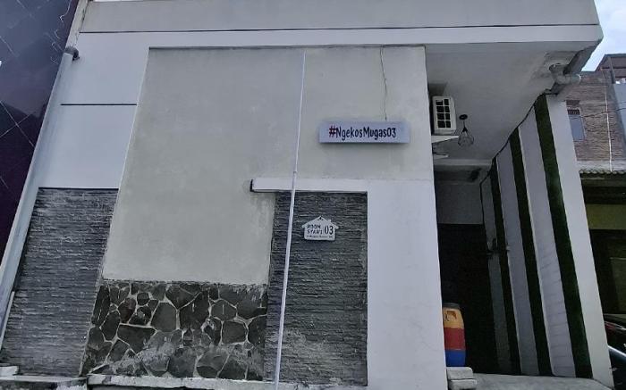 Mugas Backpackers - Female Only