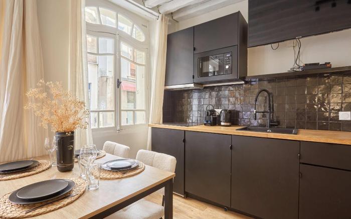 Superb AC Apartement Notre Dame de Paris