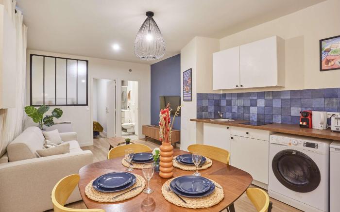 Apartment Exposition Center