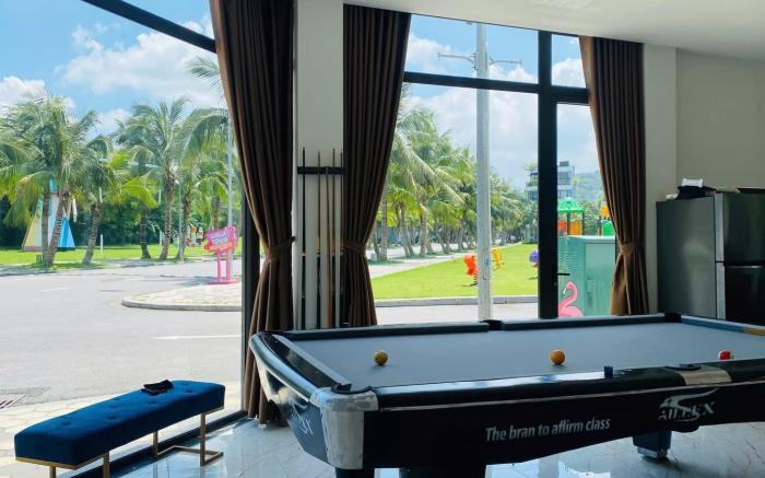 Green villa 5 bedrooms at Flamingo Dai Lai Resort