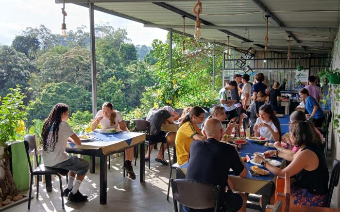 Green Peak - Mountain View Hotel and Restaurant