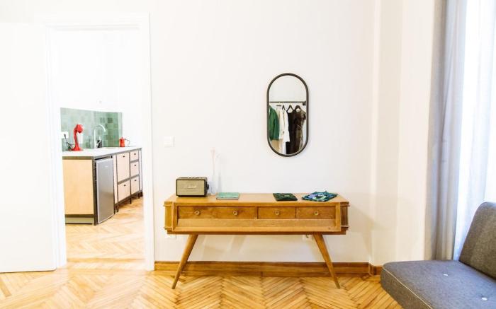 we saw athens from 2a