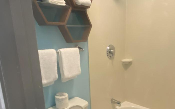 HomeTowne Studios by Red Roof Buffalo - Niagara Airport