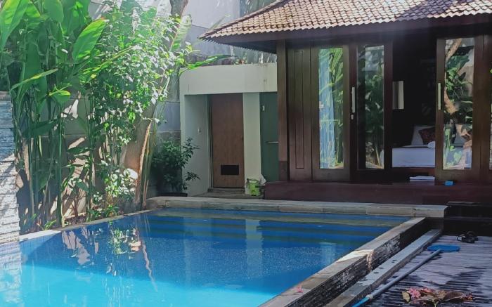 BALE MANSION