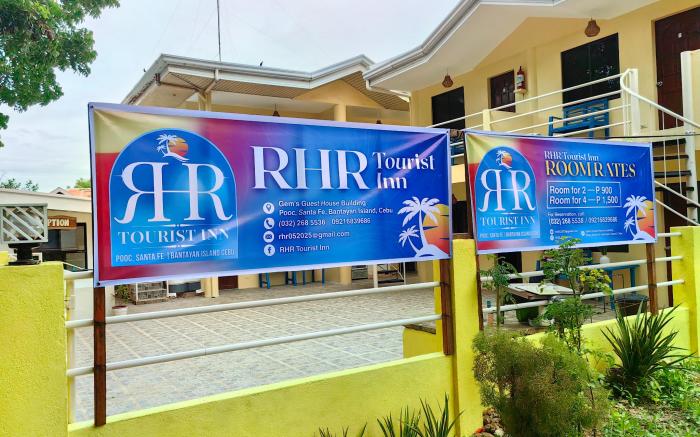 RHR TOURIST INN