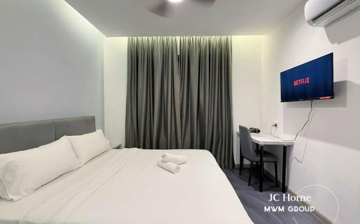 Sentosa Room 9 | 5min to Midvalley By MWM
