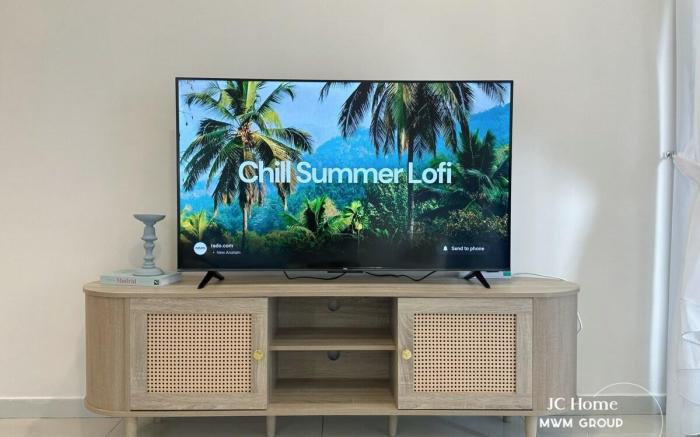 Creamy Blue | 2 Balcony Good Seaview | Danga Bay