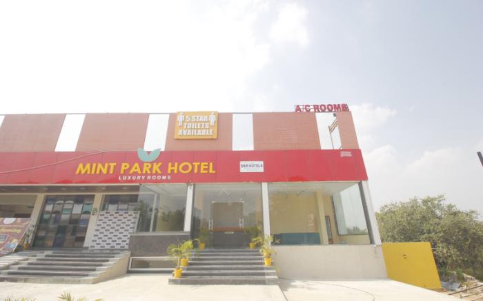 Hotel Mint Park