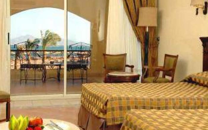 Regency Plaza Aqua Park and Spa Resort