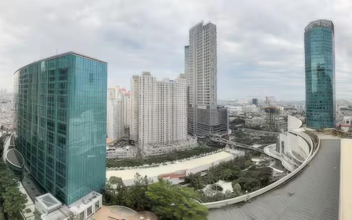 Central Royal Apartments by Emily in Jakarta