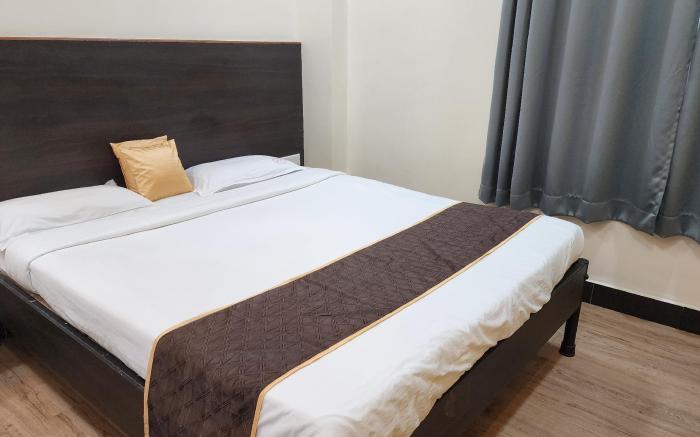 HOTEL ELLORA PARK