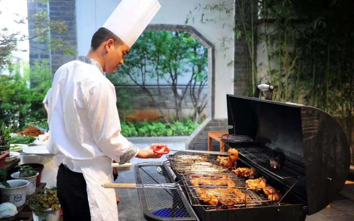 Courtyard No. 3 Hotel