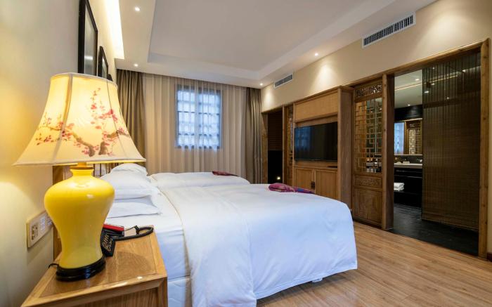 Courtyard No. 3 Hotel