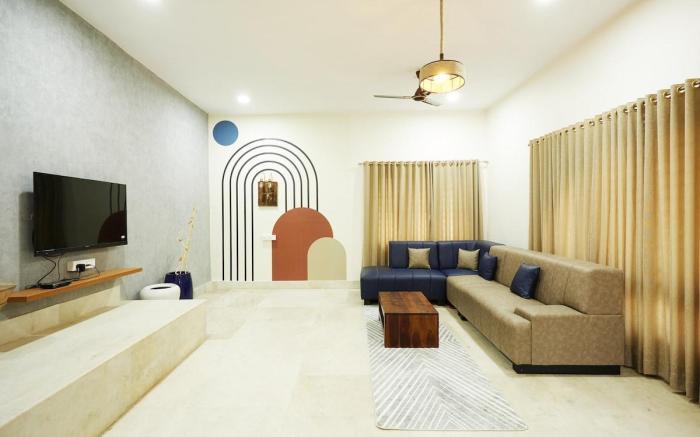Elegant - 3BHK AC Villa with Lawn BanjaraHills HYD