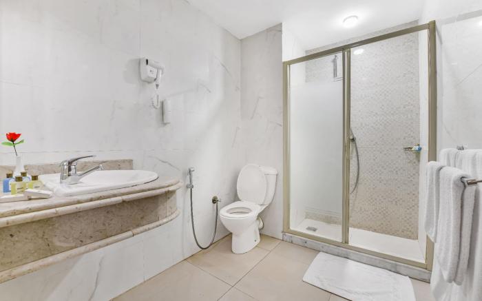 Aura Inn Tiba Pyramids Hotel