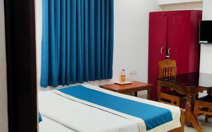 Maa Gouri Guest House