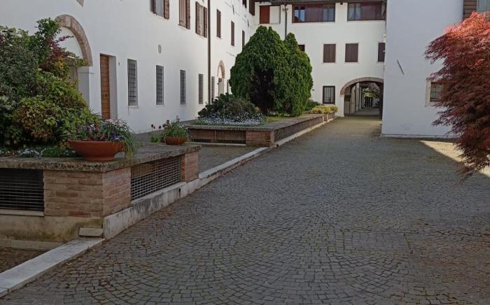 Casa Mirandola in Contrà Sant'Andrea - Primo piano