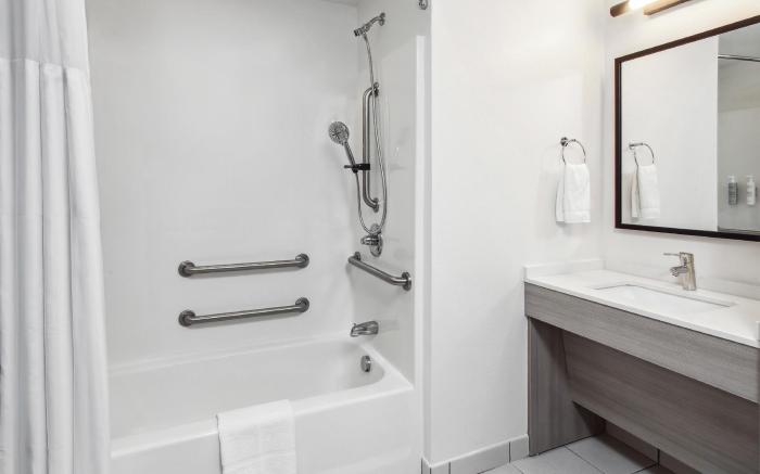 Spark by Hilton Rochester South