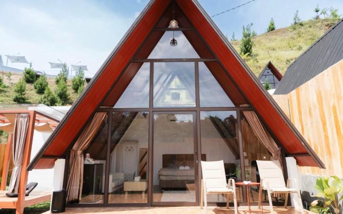 Mahkota sangkuriang(Sapphire glamping)