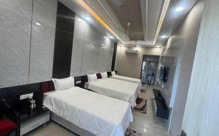 KANHA RETREAT - VRINDAVAN