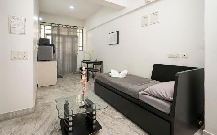 Chic 1BHK Apartment In The Heart Of Bangalore