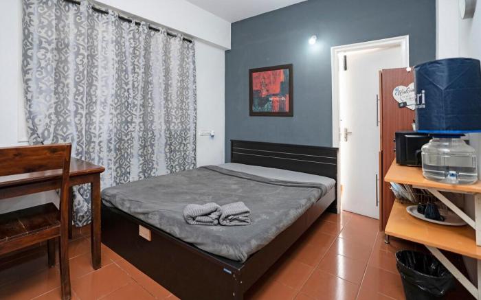 Cozy Penthouse Studio Apartment!