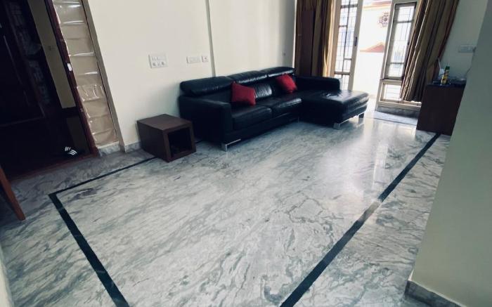 Aishwarya Apartment