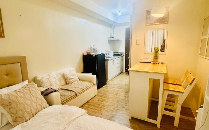 Berkeley Breeze Staycation