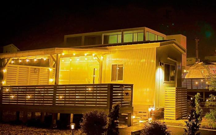 Necoana Glamping 露舍輕居 Terrace Trailer Villa