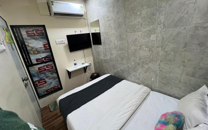 Rest Inn Lodging And Boarding