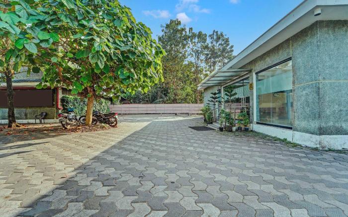 Hotel O Kalady Near Airport