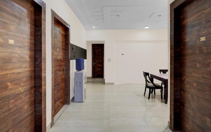 Hotel O Moksh