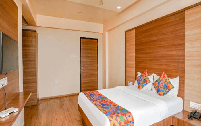 Hotel Mahadev Residency - Dapode, Bhiwandi