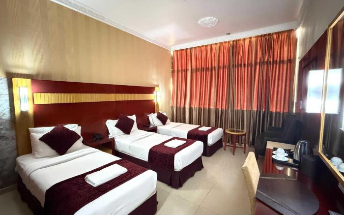 Phoenix Retreat Deira By Dancenter