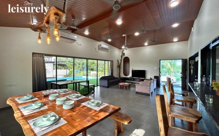 StayLeisurely The Leisure Lab 5BHK, Khopoli