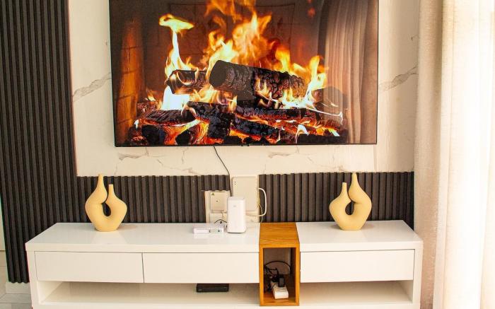 2BR-2BA | Rivonia Residence 1