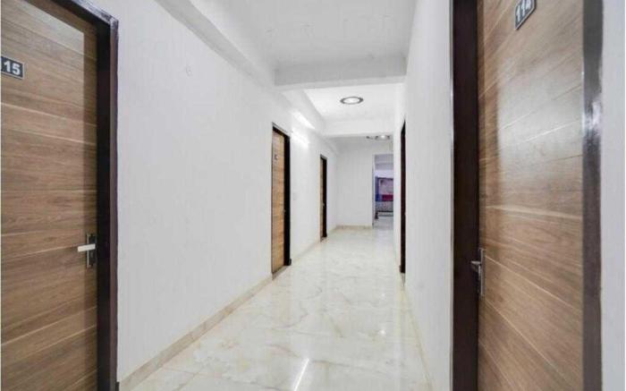 Hotel O Rohini Sector 21 Shelter Inn