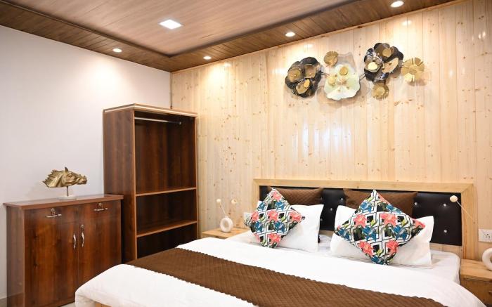 Nuri by the Hills Jacuzzi Retreat 2