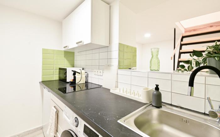Theater District Retreat W AC by NW