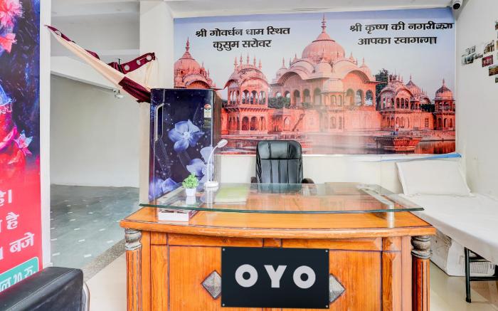 SPOT ON Bhagwat Bhawan