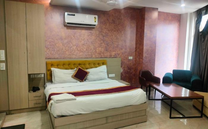 Townhouse Naya Gaon Formerly Hotel Paradise