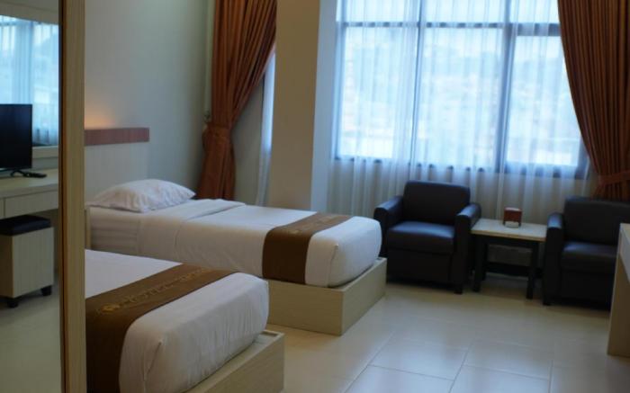 Arinas Hotel
