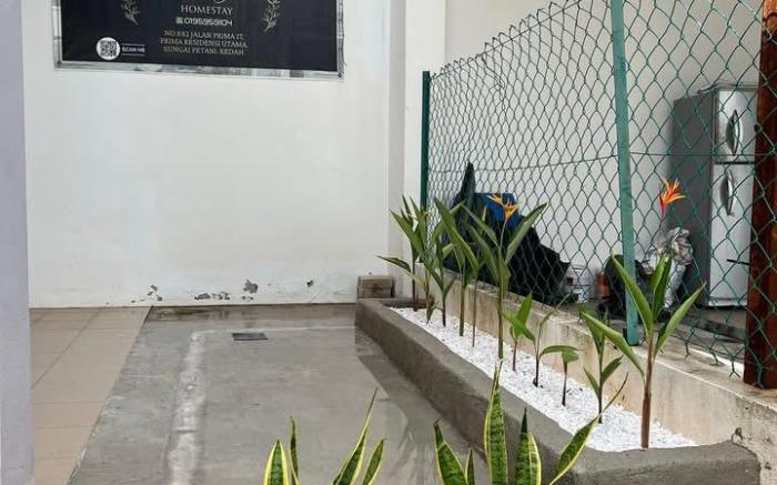 Amaris Homestay MELAYU ONLY