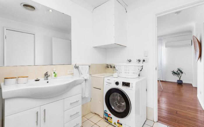 Modern 2BR | Pool, Gym, Parking