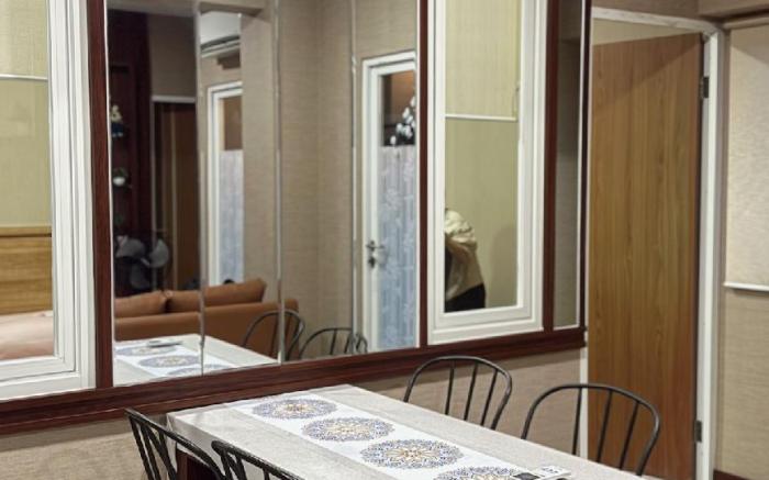 Apartemen Puncak Dharmahusada 3BR with cozy living