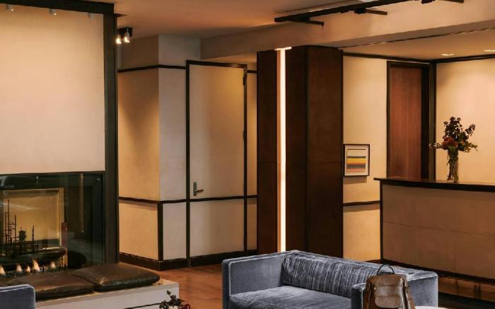 Chambers Hotel Central Park South, Sonder